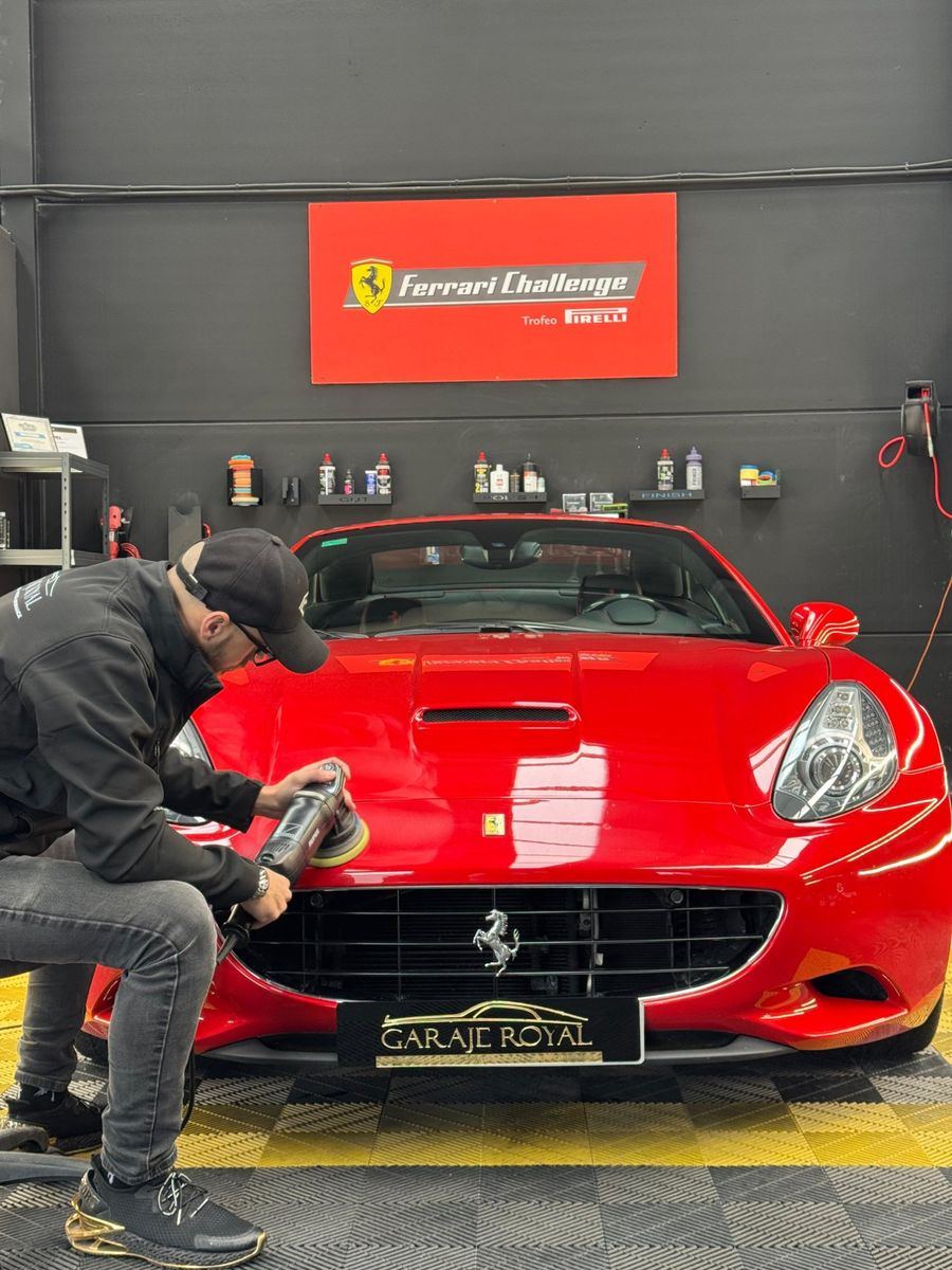 ROLLS-ROYCE · DETAILING